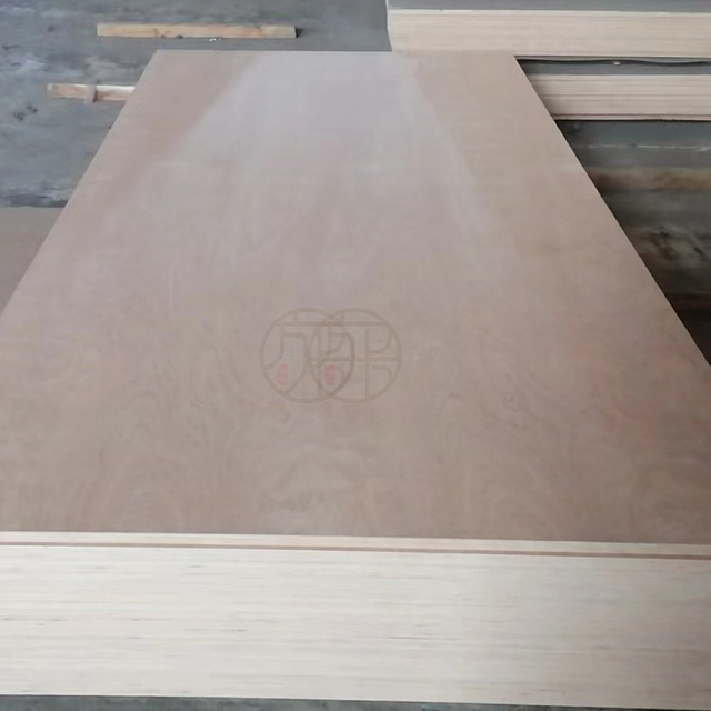 Birch wood veneer furniture plywood