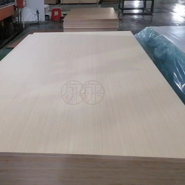 Trisodium cyanurate plywood substrate